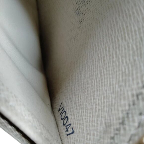 741254BQ (L3) Louis Vuitton Wallet Long White Damier Azul - Picture 9 of 10